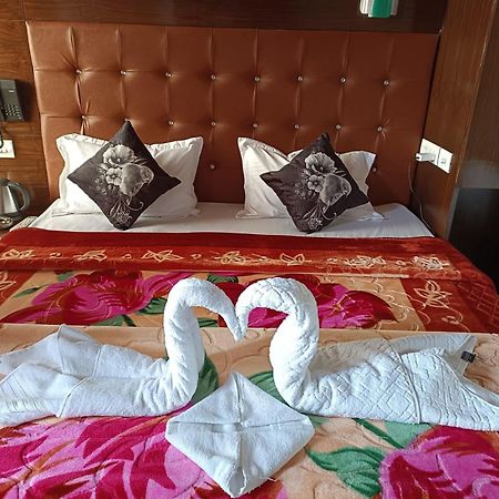 Hotel 7 Heights Mussoorie Eksteriør billede
